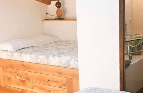 Lagrasse Apartment | Holidays in Lagrasse. Stunning medieval apartment set in walled garden with pool