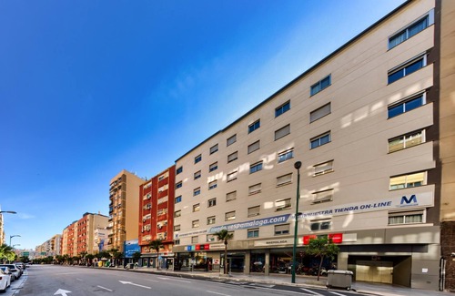 Plaza de Toros Vieja Apartment | Holidays2Malaga Salitre Apartment close Train Station and Old Town Malaga
