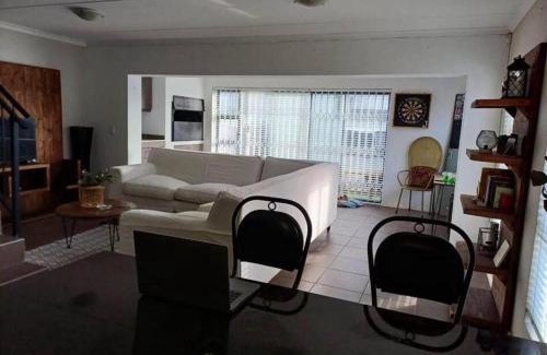 Trawal House | Holihome