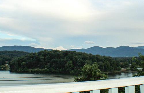 Lake Junaluska House | Holler Cottage
