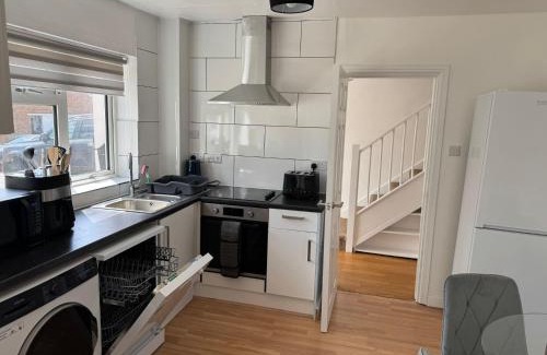 Stevenage Apartment | Holly Copse
