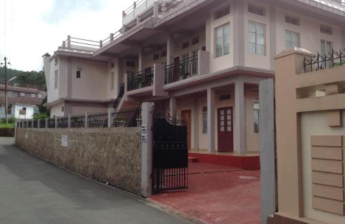 Shillong House | Holly Lodge Guest House
