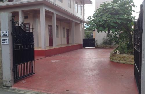 Shillong House | Holly Lodge Guest House