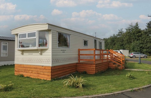 Denny Cottage | HOLLY, pet friendly, with a garden in Denny