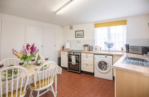 Wangford Apartment | Holly Tree Cottage, Wangford