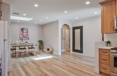 Valley Glen House | Hollywood Dream Fully Remodeled Pool & Jacuzzi Home