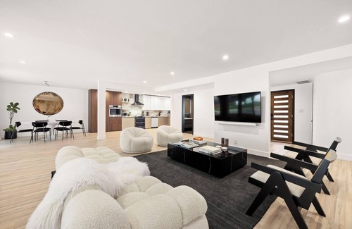 The Bird Streets House | Hollywood Hills Haven withnLuxurious Pool