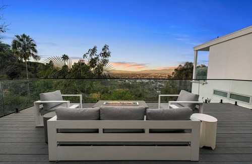 Hollywood Hills Apartment | Hollywood Hills Retreat next to Universal Studios