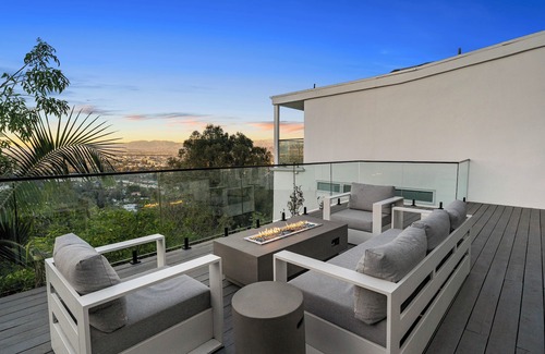 Hollywood Hills Apartment | Hollywood Hills Retreat next to Universal Studios