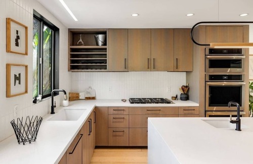 Hollywood Hills House | Hollywood Hills Villa by Universal - Pool - Dogs OK