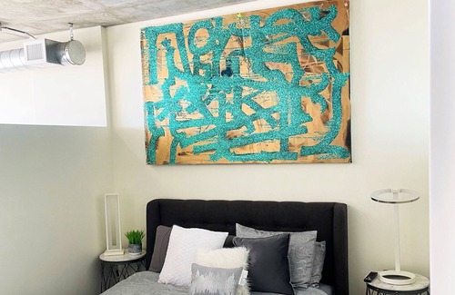 Glendale Apartment | Hollywood loft with city view