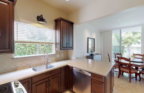 Palm Desert House | Hollywood Regency Style Villa & Country Club in the Desert