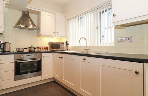 Braithwaite Cottage | HOLME RIGG, pet friendly, character holiday cottage in Braithwaite