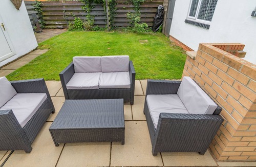 Ripon House | HOLMEFIELD HOUSE, pet friendly, with a garden in Ripon
