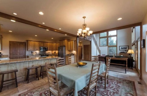 Zion National Park East Entrance House | Home 08 Timber Ridge Vacation Home, 3b/3b, 2300sf