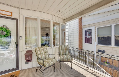 Mount Carmel House | Home 13 Mi to Knoebels Amusement Resort