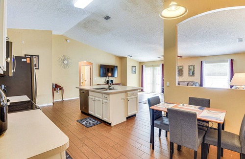 Deltona Lakes House | Home 3 Mi to Green Springs Park & Lake Monroe!