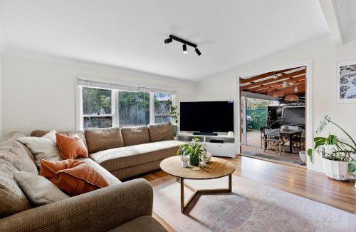 Willagee House | Home Among The Gum Trees