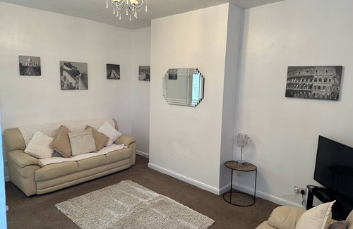Eaglescliffe House | Home and Away