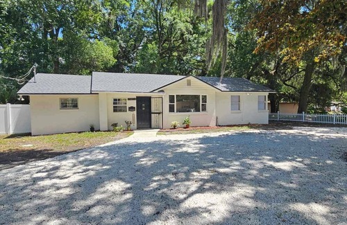 Jacksonville House | HOME AT MAMA'S, NEAR DOWNTOWN JACKSONVILLE FLORIDA