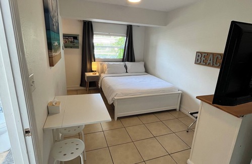 Pompano Beach Apartment | Home Away from Home Studio in Pompano Beach