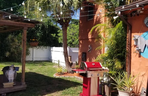St. Petersburg - Clearwater Apartment | Home away from Home!