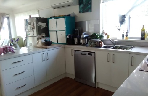 Rosebud Villa | Home away from Home*