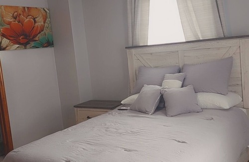 Queens House | Home away from Home by JFK
