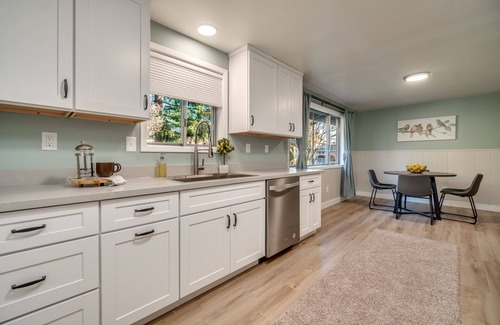 Five Corners House | Home away from Home! Clean and bright remodeled 3 bedroom home w all essentials!