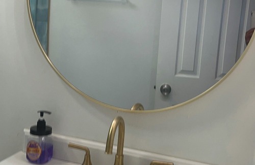 Huntcliff House | Home away from home Cozy 2-bedroom 2 bathroom house.