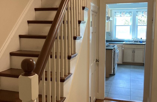 Arlington Apartment | Home away from home for work or graduate school.