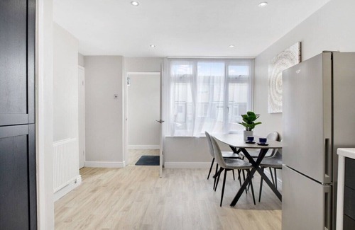 Darlington House | Home away from home, 3 Bedrooms