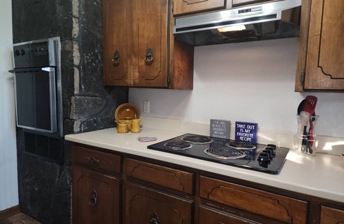 Hot Springs House | Home Away from Homen