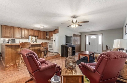 Lebanon Apartment | Home Away From Home