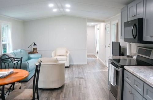 Newport House | Home Away From Homen