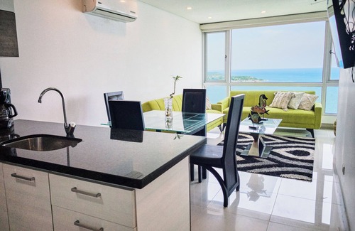 Manga Apartment | Home Beach in Palmetto Sunset