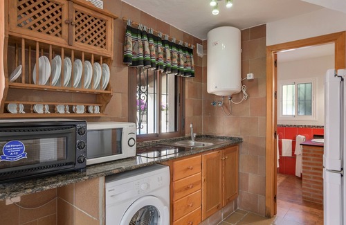 Zahora House | Home "Casa Miguelin" On the Beach with Spacious Terrace & Air Conditioning