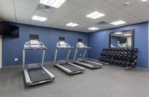 White Rock Hills House | Home comforts with downtown Dallas in reach