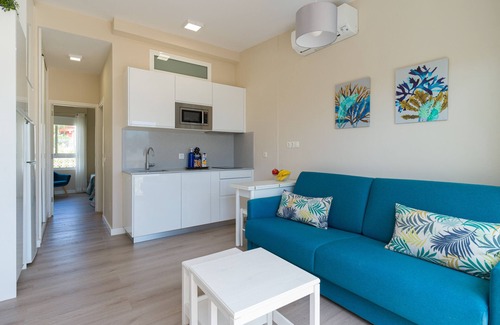 San Agustin Apartment | HomeForGuest Modern Apartment in San Agustin 2 min from the beach