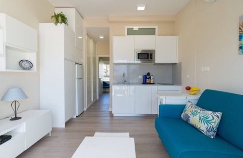 San Agustin Apartment | HomeForGuest Modern Apartment in San Agustin 2 min from the beach