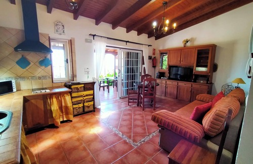 San Cristobal de La Laguna Apartment | Homerez - Apt San Cristóbal de La Laguna