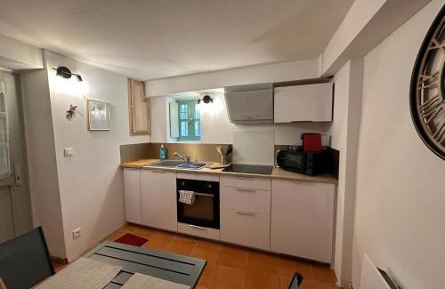 Viviers House | HOME ET HOLIDAY La Muscadelle