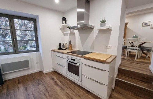 Viviers House | HOME ET HOLIDAY Le Petit Verdot