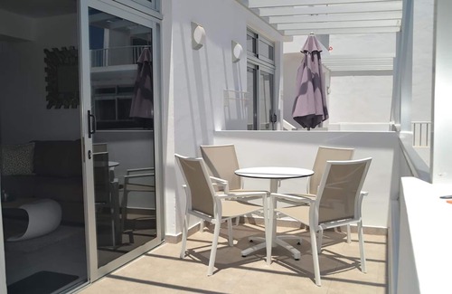 Puerto del Carmen Apartment | Home from home 2 bed luxury apartment with heated pool.