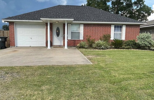Groves House | Home in Groves