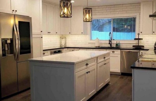 Sea Pines House | Home in Lantana & Heated Salt Water Pool