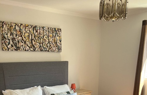 Cote-Saint-Paul House | Home in Mtl*1Br*Canal Lachine*DT