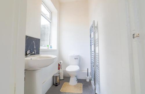 Briton Ferry House | HOME IN NEATH or BRITON FERRY