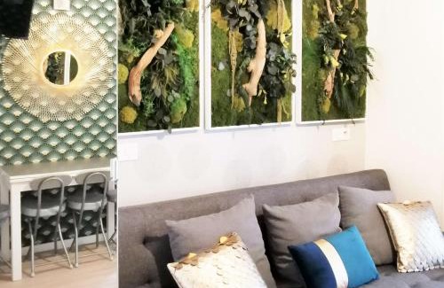 Quartier des Invalides Apartment | Home in Paris Orsay - Grenelle Romantic Flat