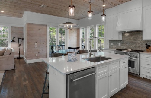 SeaNest Village House | Home in Seagrove Beach w/Pool + Free Tickets: Golf, Dolphin Cruise & More!